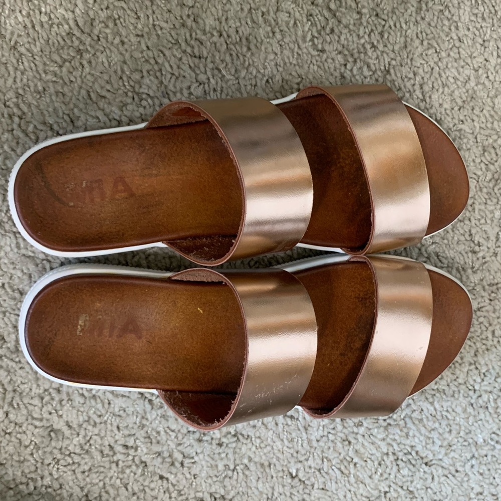 MIA Platform Sandals